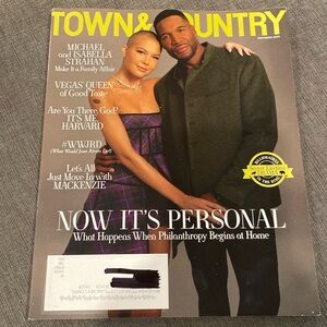 Town & Country Magazine - November 2024 - Michael Strahan - NEW!   NFL football